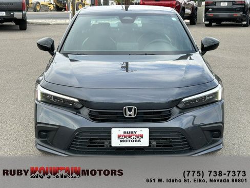 Used 2024 Honda Civic Sport image 2