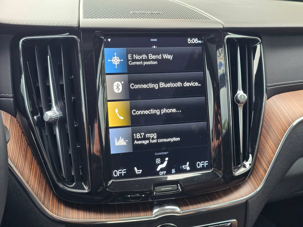 Used 2021 Volvo XC60 T5 Inscription w/ Advanced Package AWD/4WD image 26