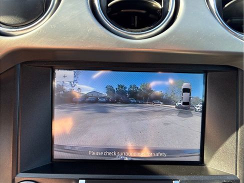 Used 2020 Ford Mustang Premium image 28