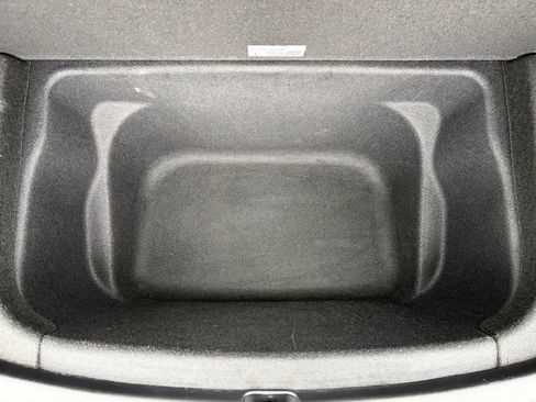 Used 2022 Tesla Model Y Performance image 28