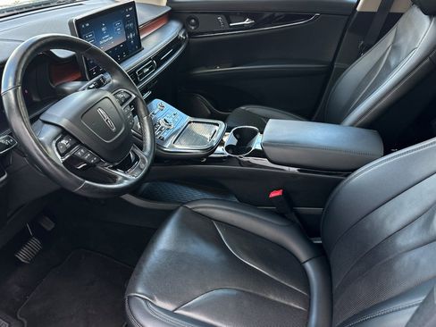 Certified 2022 Lincoln Nautilus Reserve w/ Luxury Package image 9