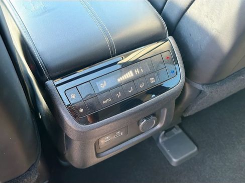 Used 2023 INFINITI QX60 Luxe w/ Cargo Package FWD image 26