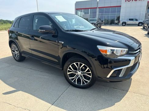 Used 2019 Mitsubishi Outlander Sport SE AWD/4WD image 2