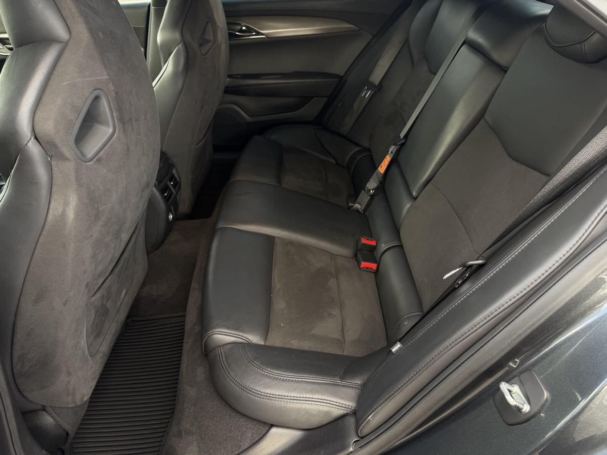 Used 2016 Cadillac ATS V w/ Luxury Package RWD image 18