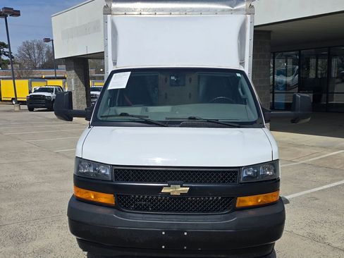 Used 2023 Chevrolet Express 3500 Work Van w/ Power Convenience Package image 9