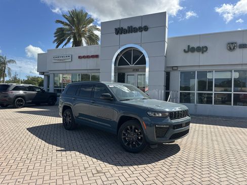 New 2026 Jeep Grand Cherokee L Limited AWD/4WD image 1