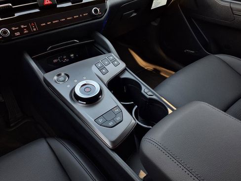 New 2026 Kia Sportage SX Prestige AWD/4WD image 16