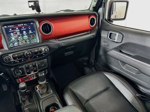 Used 2020 Jeep Gladiator Rubicon AWD/4WD image 22