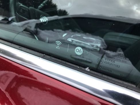 Certified 2023 Buick Envision Essence image 30