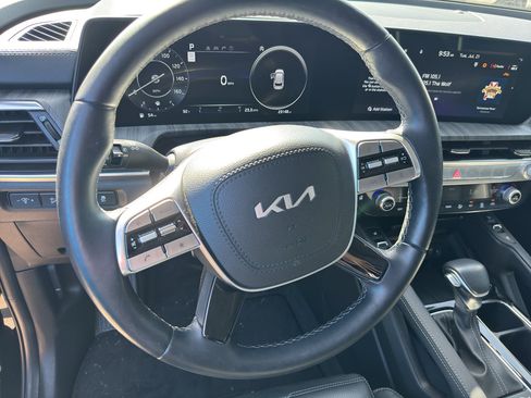 Used 2024 Kia Telluride SX Prestige AWD/4WD image 15
