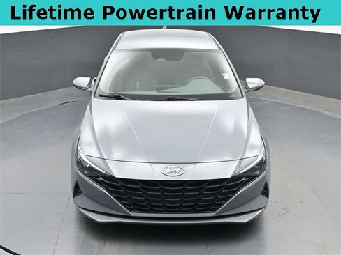 Used 2022 Hyundai Elantra SEL image 32