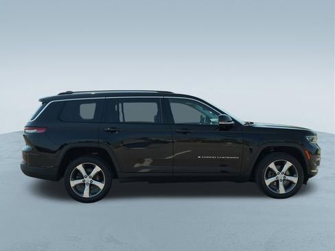 Used 2022 Jeep Grand Cherokee L Limited AWD/4WD image 10