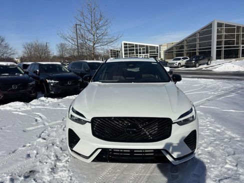 New 2026 Volvo XC60 T8 Ultra w/ Protection Package Premier AWD/4WD image 2
