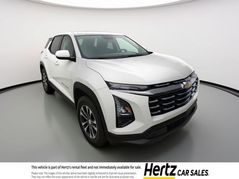 Used 2025 Chevrolet Equinox LT image 1