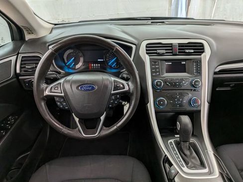 Used 2016 Ford Fusion SE w/ Equipment Group 201A FWD image 22