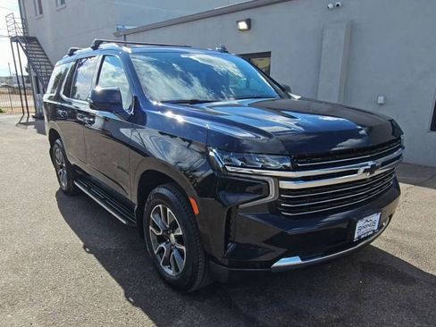 Used 2021 Chevrolet Tahoe LT w/ LT Signature Package image 2