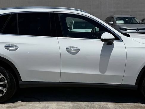Used 2026 Mercedes-Benz GLC 300 4MATIC image 5