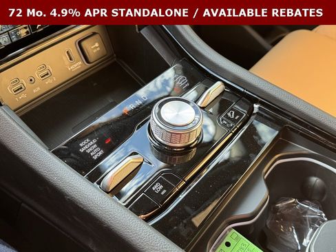 New 2025 Jeep Grand Cherokee Summit w/ Adv Protech Group IV image 25