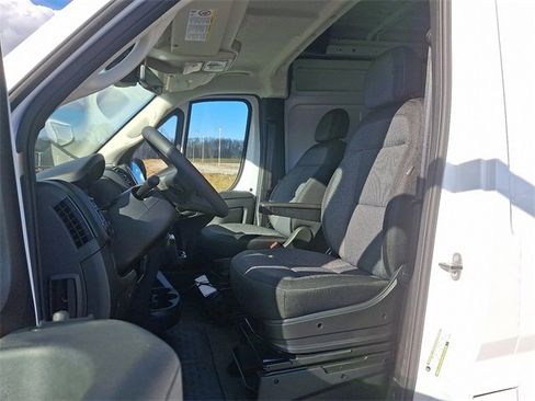 Used 2025 RAM ProMaster 2500 w/ Safety Group image 13