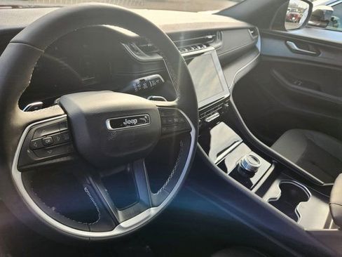 New 2026 Jeep Grand Cherokee Laredo X AWD/4WD image 11