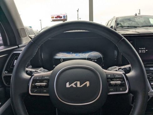 Used 2023 Kia Sorento SX AWD/4WD image 22