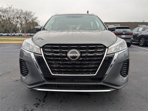 Used 2022 Nissan Kicks SV image 10