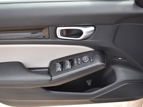 Used 2024 Honda Civic Touring image 21