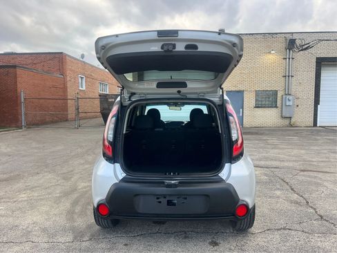 Used 2015 Kia Soul + FWD image 15