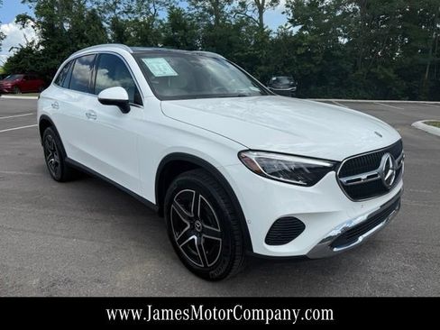 Certified 2026 Mercedes-Benz GLC 300 4MATIC image 5