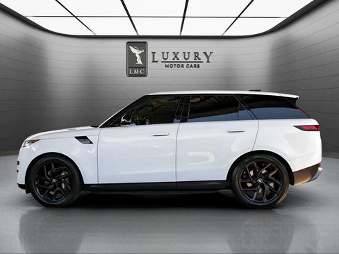 Used 2023 Land Rover Range Rover Sport SE image 5