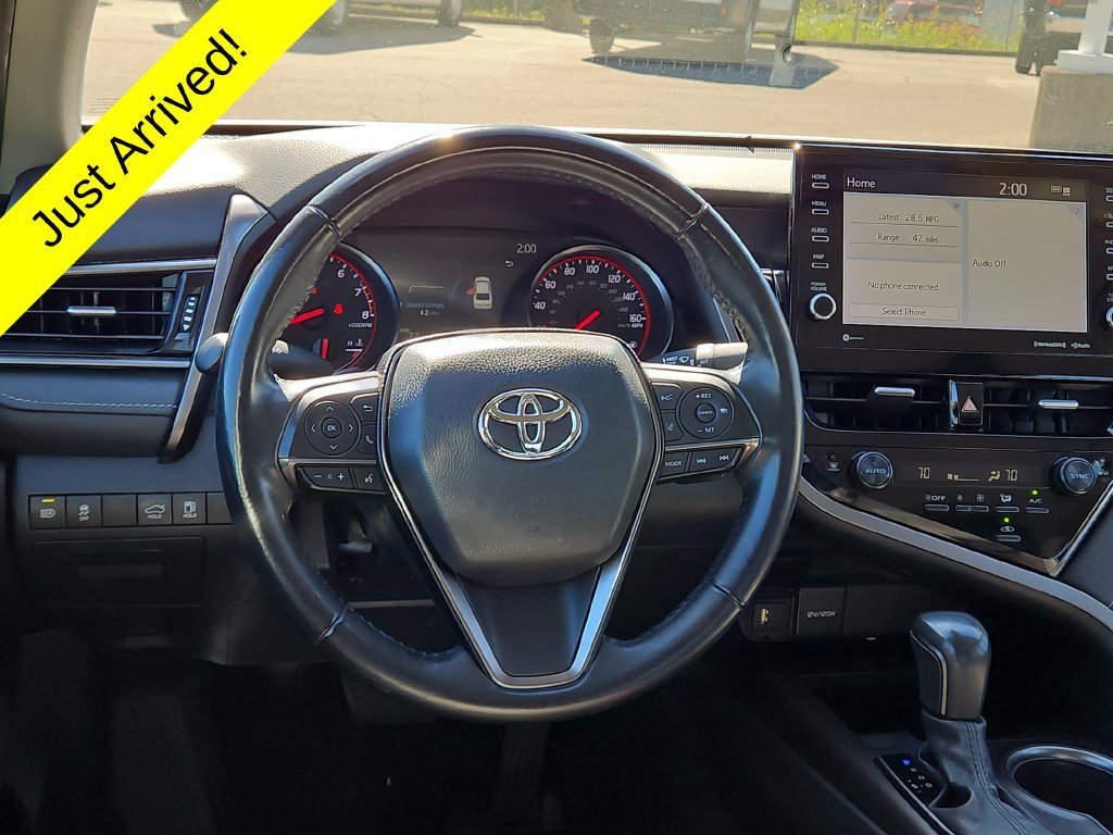 Used 2024 Toyota Camry XSE FWD image 10