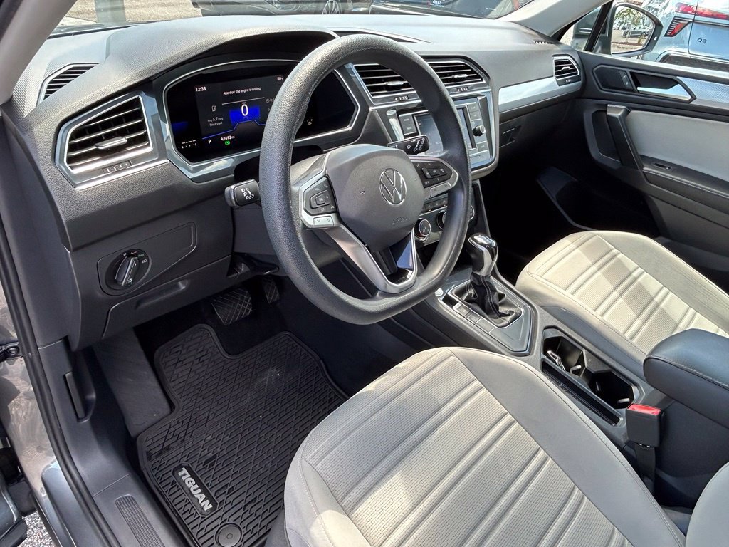 Used 2022 Volkswagen Tiguan S FWD image 16