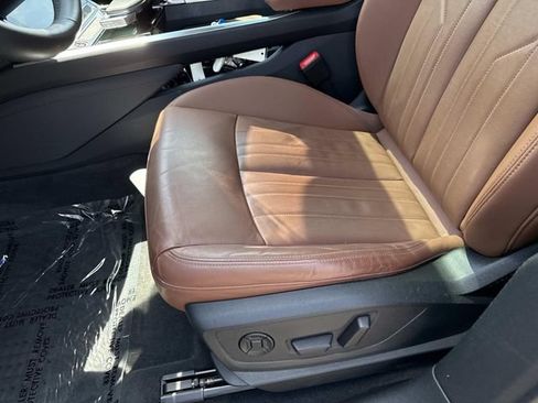 Used 2022 Audi e-tron Premium AWD/4WD image 15