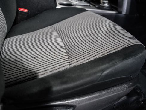 Used 2016 Toyota 4Runner SR5 image 31