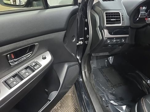 Used 2016 Subaru Crosstrek 2.0i Limited image 28