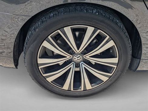 Used 2019 Volkswagen Arteon SE FWD image 7