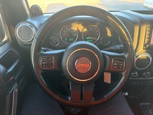 Used 2012 Jeep Wrangler Sahara w/ Dual Top Group image 15