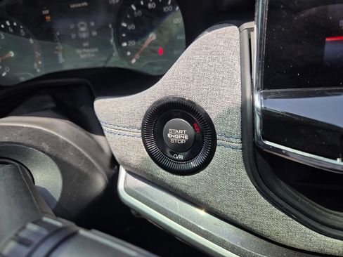 Used 2022 Jeep Compass Latitude FWD image 28