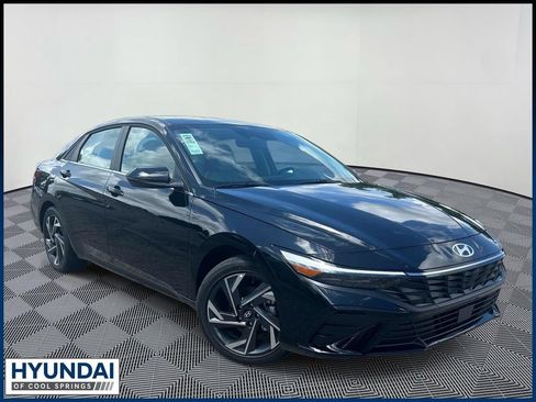New 2026 Hyundai Elantra Limited FWD image 1