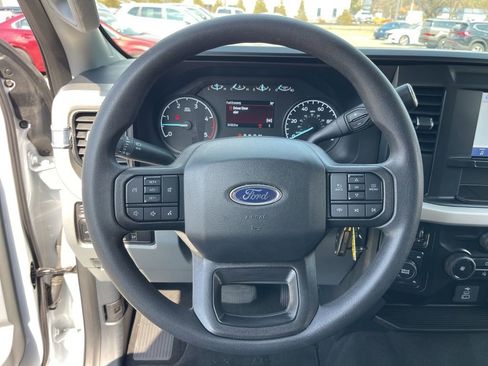 Used 2025 Ford F250 XLT AWD/4WD image 14
