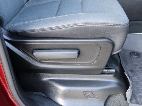 Used 2021 RAM 1500 Big Horn image 11