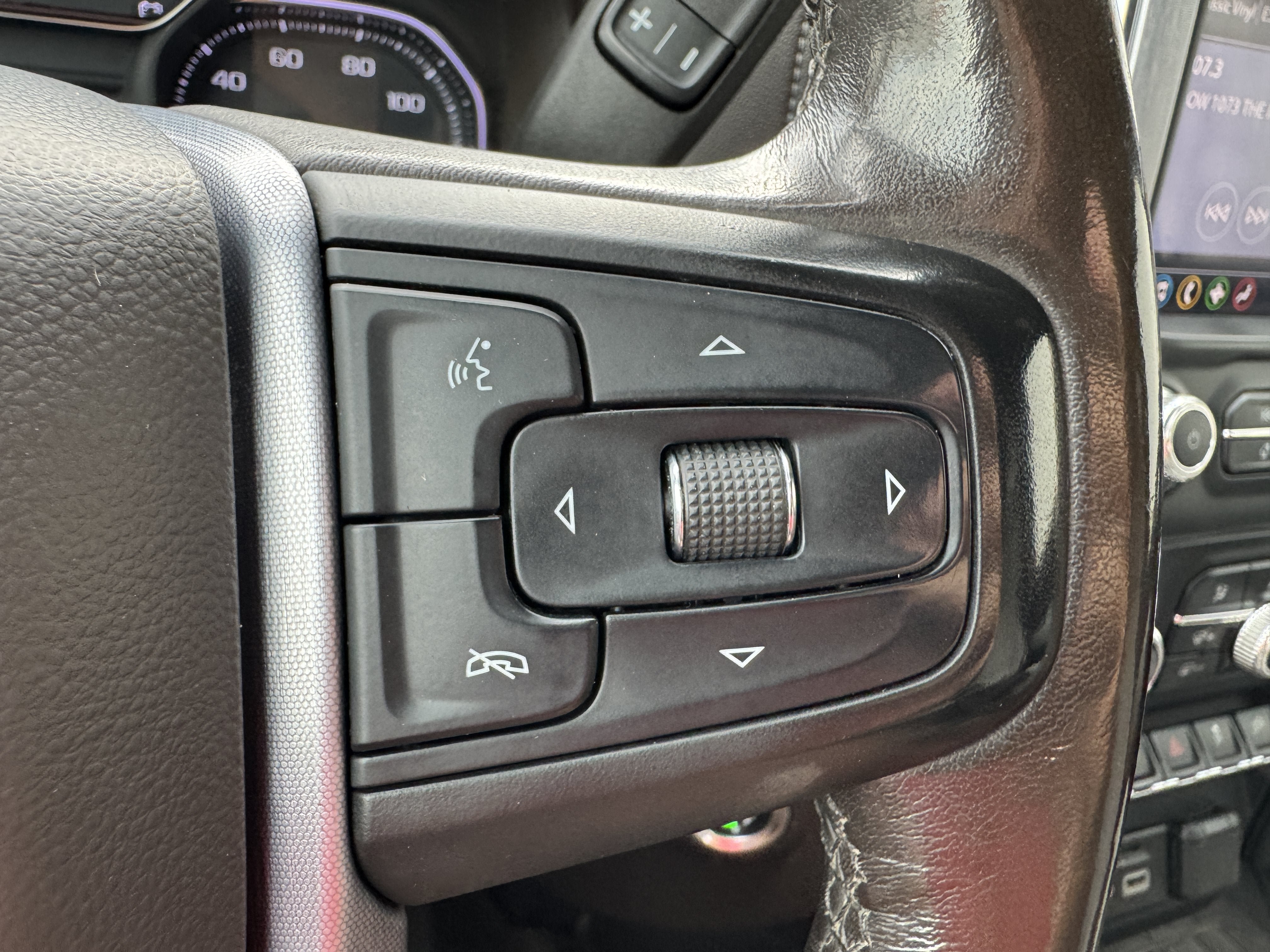 Used 2019 GMC Sierra 1500 SLE w/ SLE Value Package AWD/4WD image 13