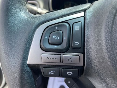Used 2017 Subaru Outback 3.6R Limited AWD/4WD image 16