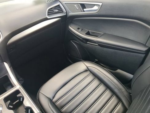 Used 2023 Ford Edge SEL AWD/4WD image 18