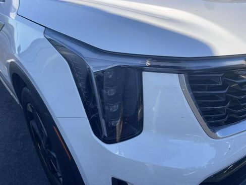 Used 2025 Kia Sorento EX w/ EX Panoramic Sunroof Package AWD/4WD image 2