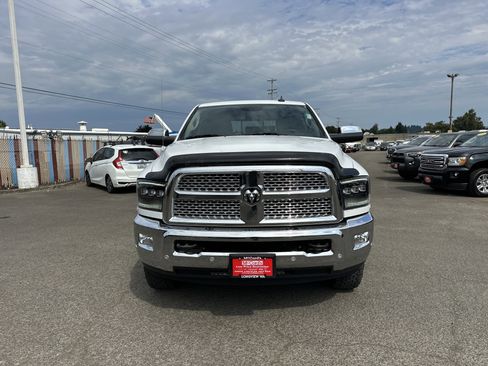 Used 2018 RAM 2500 Laramie w/ Convenience Group image 8