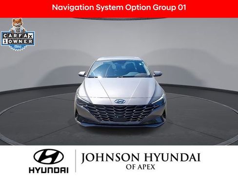 Certified 2023 Hyundai Elantra Limited FWD image 3