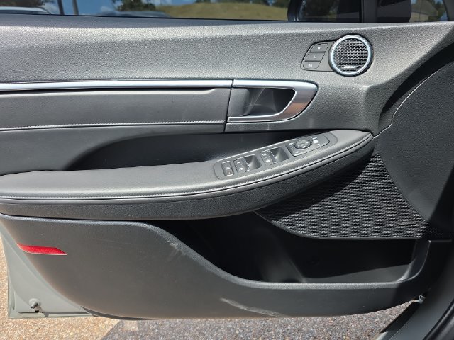 Used 2023 Hyundai Sonata Limited FWD image 16