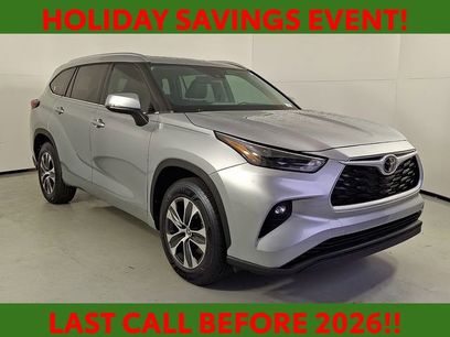 Used 2021 Toyota Highlander XLE