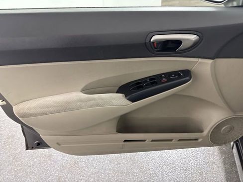 Used 2011 Honda Civic LX image 17